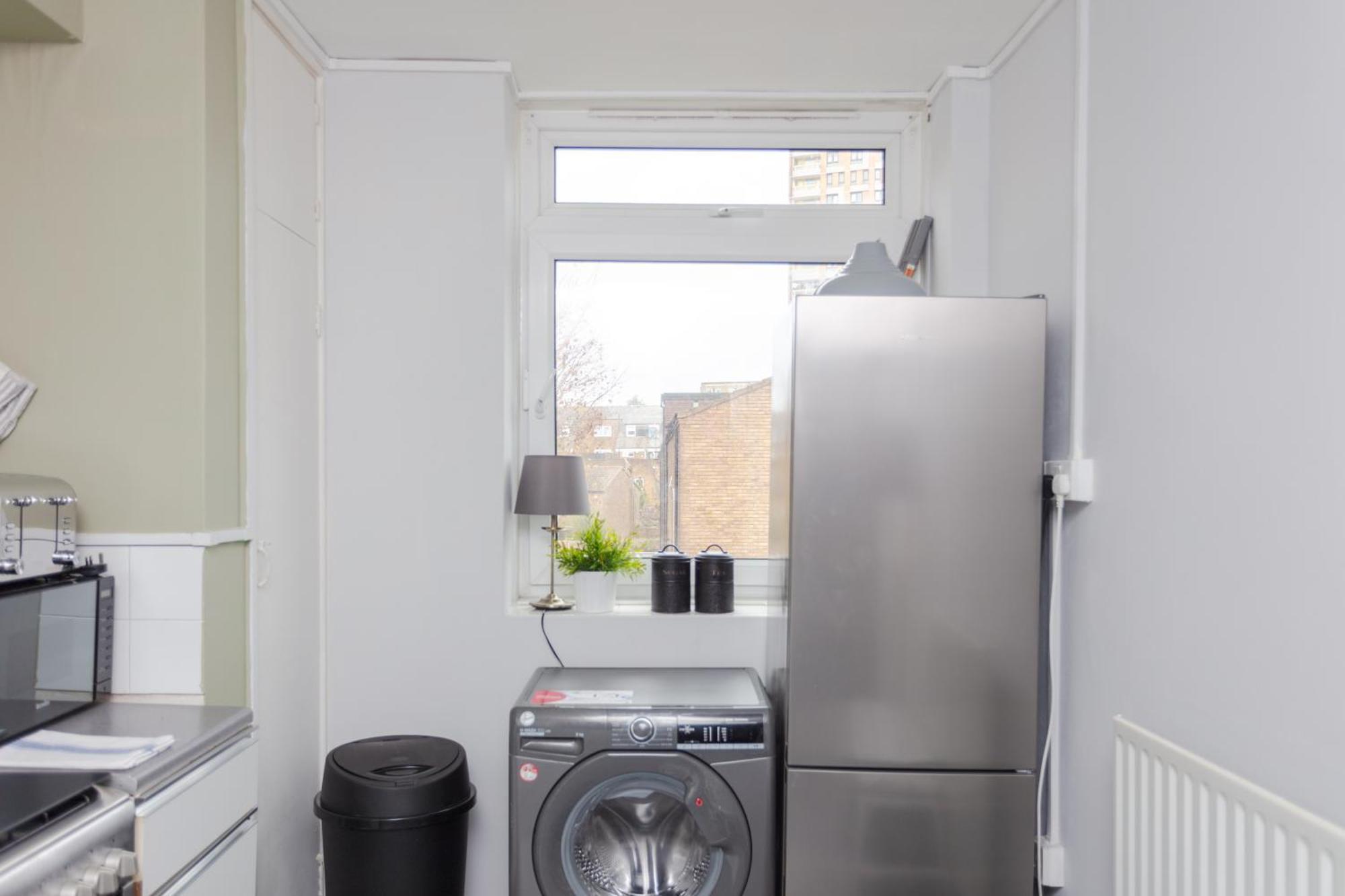 Spacious 3 Bedroom Flat In The Heart Of Shoreditch ลอนดอน ภายนอก รูปภาพ