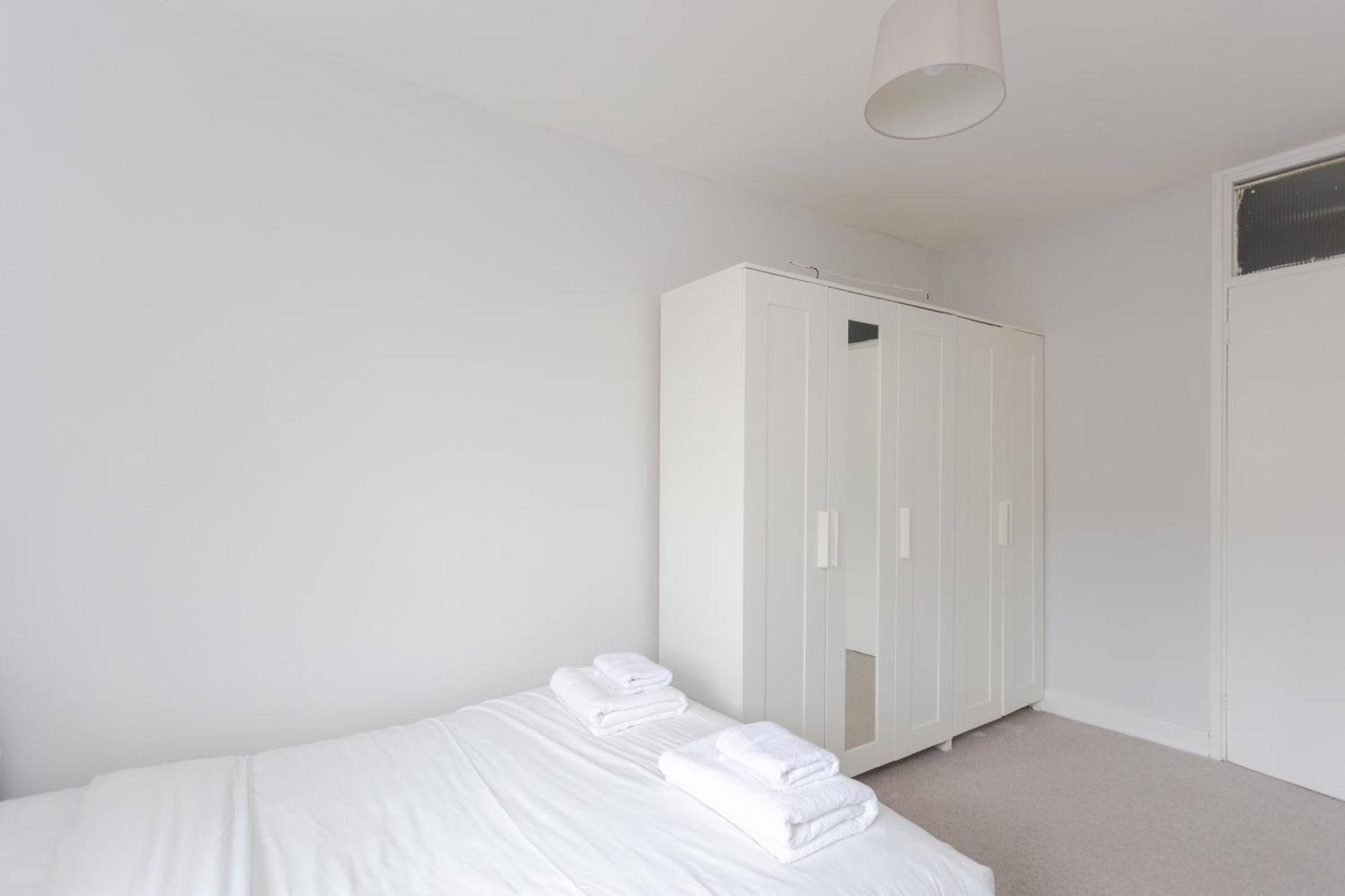 Spacious 3 Bedroom Flat In The Heart Of Shoreditch ลอนดอน ภายนอก รูปภาพ